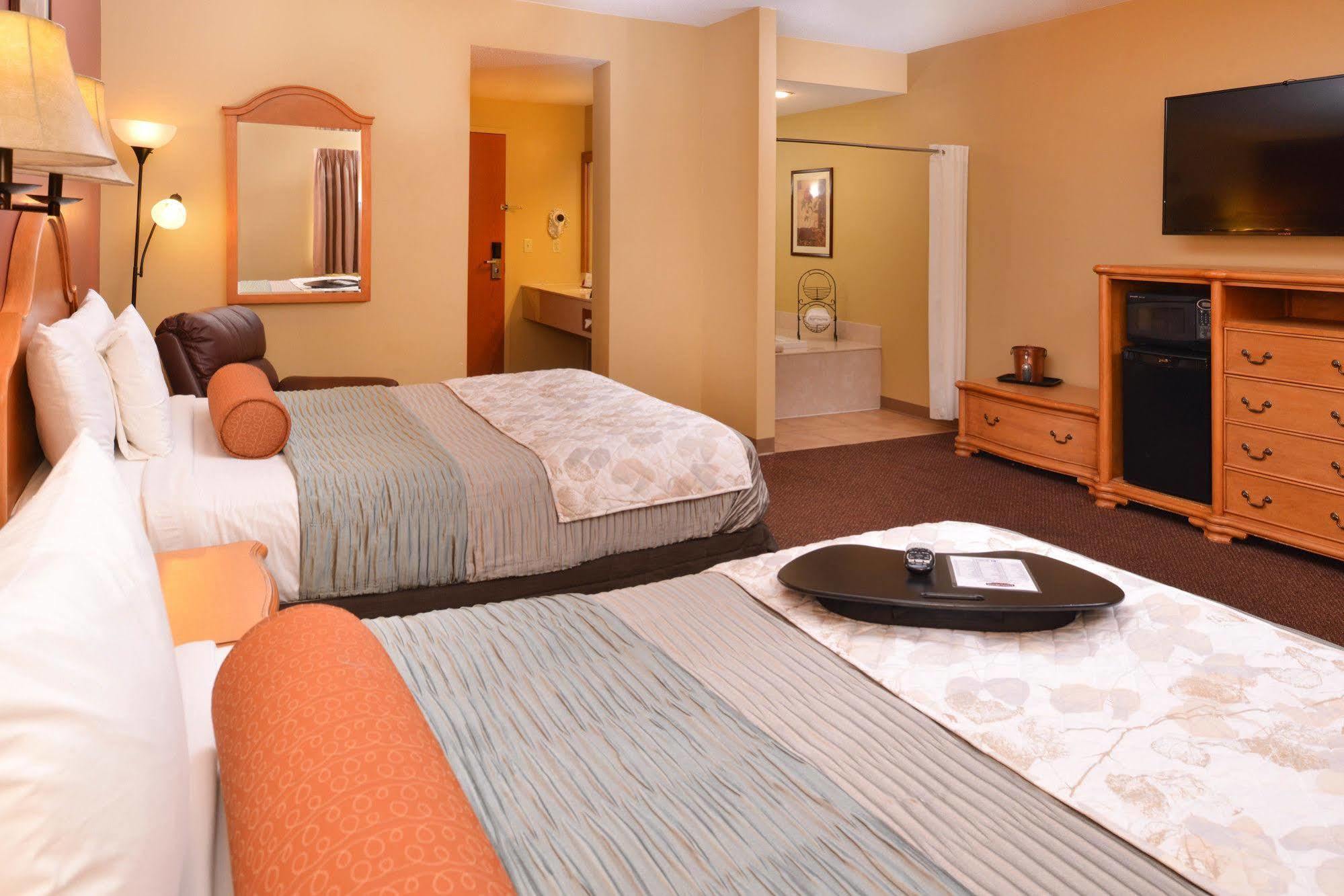 Country Hearth & Hotel Edwardsville