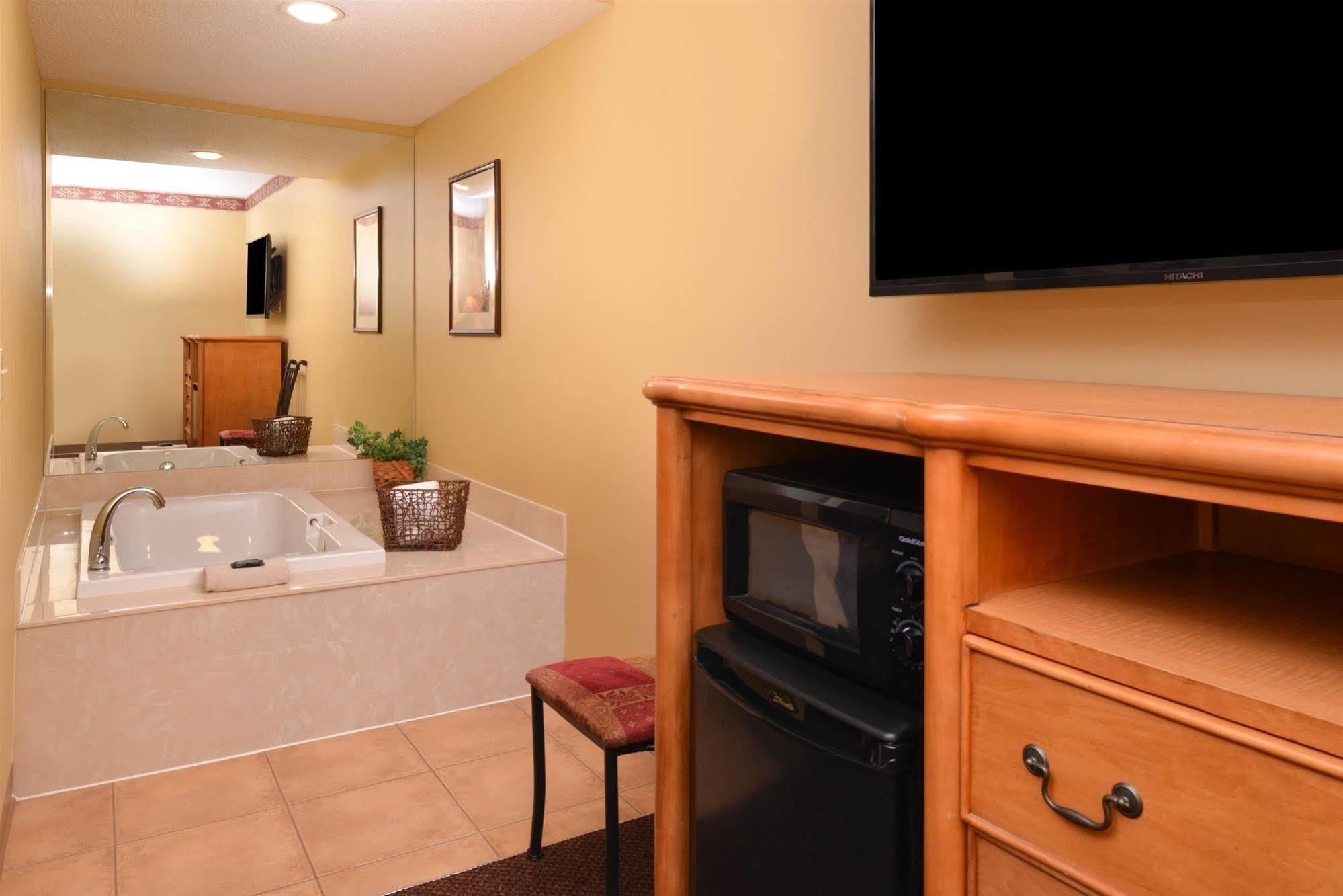 Country Hearth & Hotel 3*